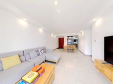 品质小区全屋定制精装修,小区中间位置中上楼层有车位