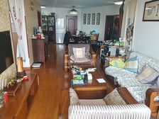 近地铁04年...电梯中间层双南两房大客厅...精装修带地暖