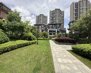 捡漏铂园下叠,低于市场价50个,纯毛呸,书包心远,特价急售