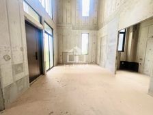 万科翡翠中央 联排别墅 地下两层地上三层 带前后花园