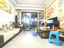 五象湖边上 精装两房 好楼层急售 近公园 仅 近