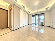 奥体次新四房急卖 小区中间位置 随时可看欢迎实地看房