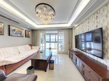 荣安香园位置好楼层好136平精装修几乎未住人