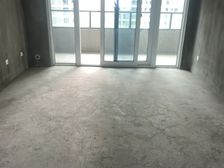 新兴岚湾小区4室2厅2卫南朝向155.0万元/套出售