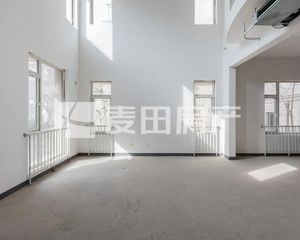 5室3厅新世界丽樽东区 独栋别墅 可谈价格 花园不错 双车位