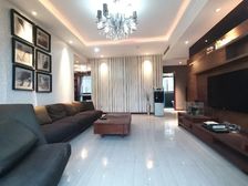 江北区 珠江太阳城A区 三房 157万