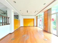 200平大花园,中间位置双拼别墅,有钥匙看房随时