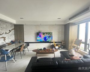 莲桥第南区3室2厅2卫南朝向388.0万元/套出售