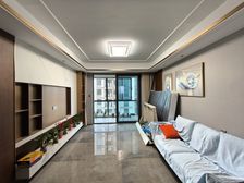 柳岸闻莺4室2厅2卫南朝向395.0万元/套出售