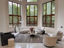 西郊大公馆 :欧式独栋别墅,带电梯欧式建筑美学,大花园!稀缺