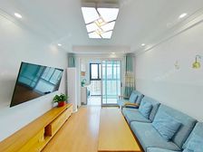 尹山湖站6号 叠翠峰 装修三室 中上楼层 拎包入住