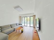 小区小户型南北通透的房子,采光通风好