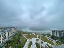 刚满两年的次新房,全看江景,视野无遮挡,诚意出售中