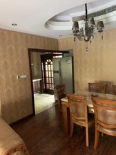 圣天湖东岸4室2厅2卫南朝向80.0万元/套出售