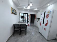 凤城华府二期4室2厅2卫南朝向64.8万元/套出售