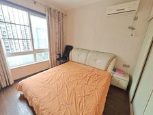 华盛盛世桃源3室2厅1卫东朝向43.8万元/套出售