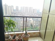 长寿保利壹号公馆3室2厅2卫南朝向68.0万元/套出售