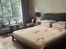 圣天湖东岸3室2厅2卫南朝向80.0万元/套出售