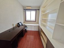 华盛盛世桃源3室2厅2卫南朝向56.0万元/套出售