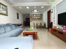 凤西锦苑3室2厅1卫南朝向25.6万元/套出售