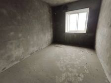 大地春风源3室2厅2卫东朝向25.6万元/套出售