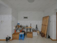 拎包入住乌山西路凤湖新城三区153万元西北