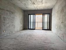 全新毛坯 高楼层 带车位 三房两卫 看房方便