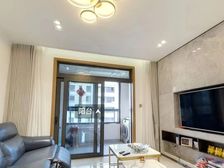 楼层好,位置好,装修好带地暖中央空调,满五年维一,教育好