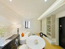 精装修可拎包住,南北通透全明户型,位置安静,随时看房