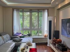 东方城香梅家园北区2室2厅1卫南朝向121.0万元/套出售