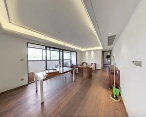 下应 南向采光好 近医院 出行方便 有电梯 刚需小三居