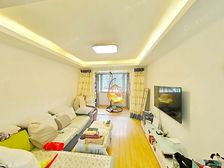 幸福我家广润苑主推两房,一楼带花园 业主诚意出售,看中可谈