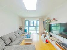 房型正气,采光充足,小区中心位置,交通便利