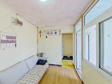 新上胜古北里 南北通透两居室 已改造 公积金可贷款24年