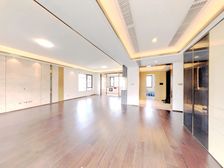 万科玖著里,洋房大平层,194平精装,凤凰楼层,位置中庭安静