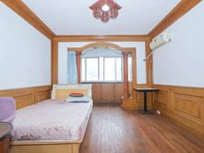 看房方便+近地铁+带露台+房子满五+诚意出售+总价低