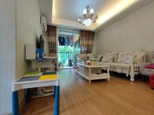 沙坪坝区 万科金色悦城四期 三房 90万