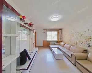 良乡·吴店西里.一层.适合各种人群.随时能看房