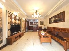 喜欢大花园 的福音 半山七号 四房 精装修