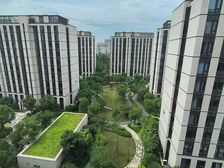 (捡漏好房)本人专售江万府!4室 正南 精装修!看中庭!