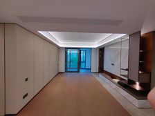 江明府 159.01平4居 南向精装修 安静不临街 次新房