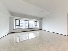 未科芯,东边无遮挡视野好,全明西边套大客厅采光佳!