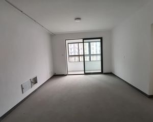 瑞晓雅苑3室2厅1卫南朝向270.0万元/套出售