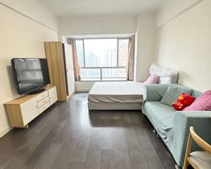 鸿翔大厦 1 房 40.2643 方 品质小区 安全性高