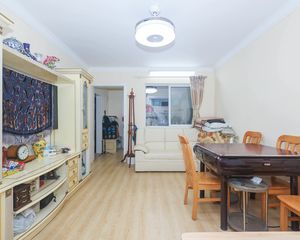 真西新苑南向一居 满五简装