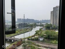 南边第yi排 刚需小两房 诚心出售