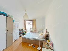 南北通透,边套带窗,视野开阔,不靠路。