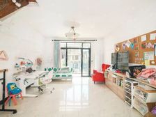 新上莘庄口 天荟脚下 带阁楼送露台 出门仲盛天荟两大商场