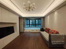 万象华府二期4室2厅2卫南朝向440.0万元/套出售