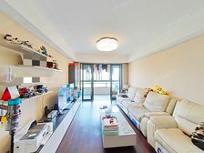 近地鉄口240米的次新小区,中区采光不挡,人车分流,自带会所